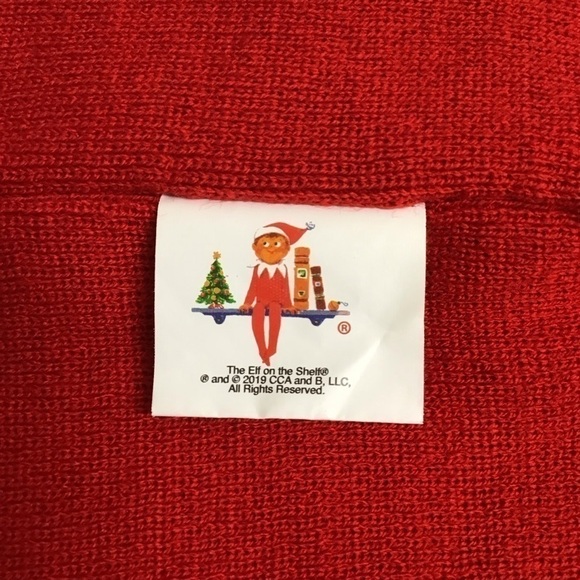 The Elf on the Shelf Knit Beanie Red Hat Snow Ski Cap Christmas Tradition 2019 - Picture 4 of 11